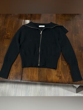 ZARA Black w/ Gold Zipper Spread Collar Sweater Women's Size M
